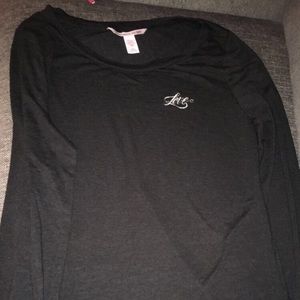 VS long sleeve shirt